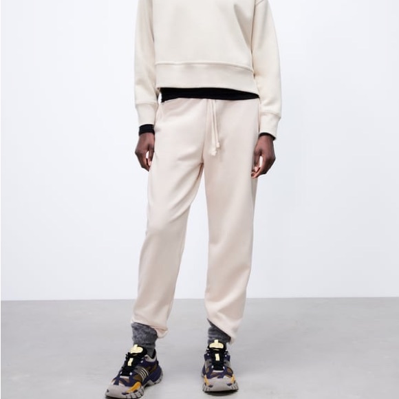 Zara plush jogging pants - Picture 2 of 12